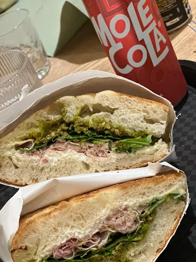 Plat italien préparé à emporter — Giovanella Focacceria & Pasta, Mouscron